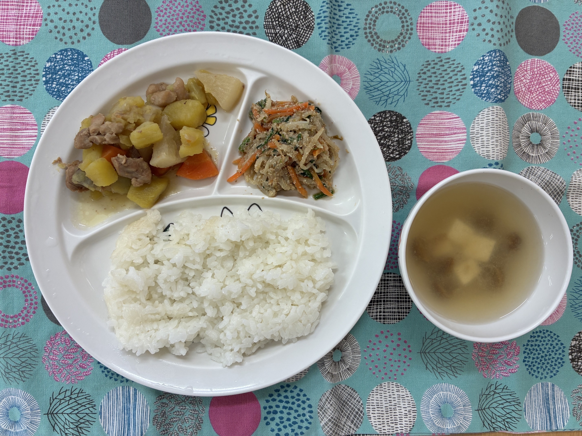 さつまいもと大根と鶏肉の旨煮