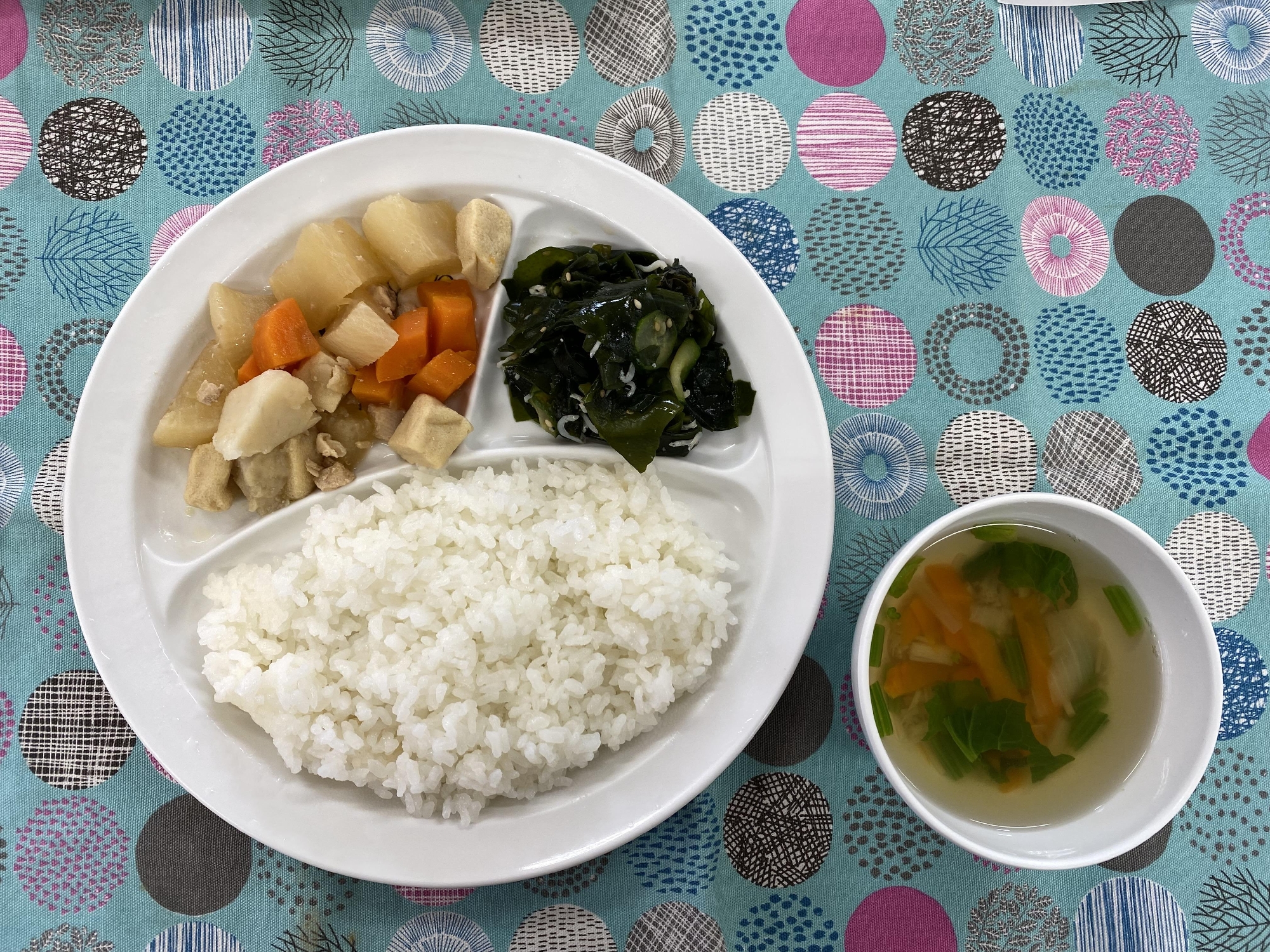 鶏肉と高野豆腐の煮物